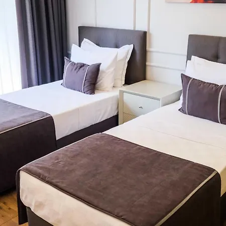 Отель Myway Deluxe Alsancak 4*