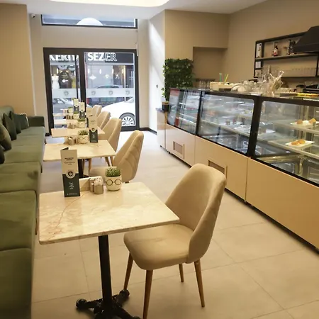 Myway Deluxe Alsancak 4* イズミル