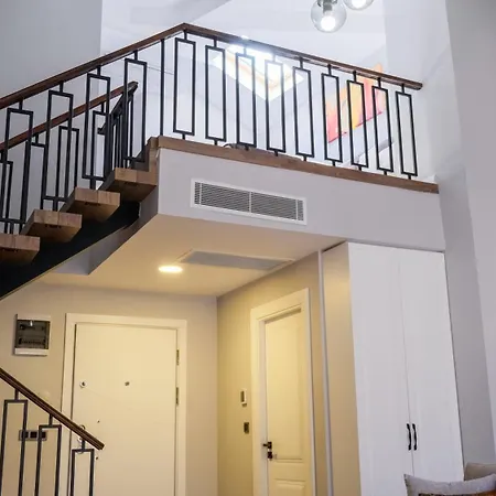 ホテル Myway Deluxe Alsancak