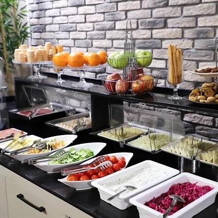 Myway Deluxe Alsancak Otel 4*