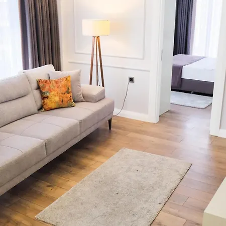 Myway Deluxe Alsancak 4*