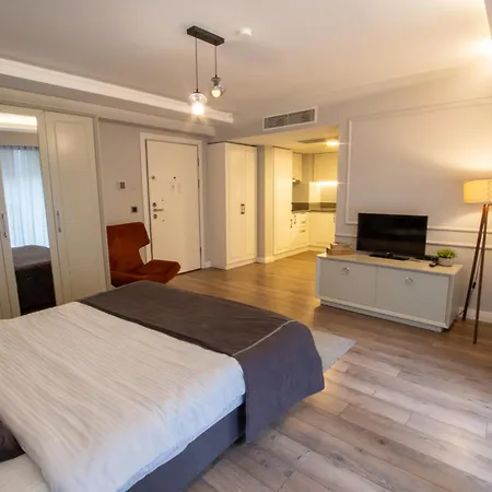 Myway Deluxe Hotell