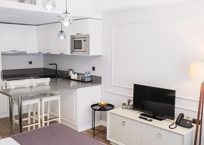 Hotell Myway Deluxe Izmir